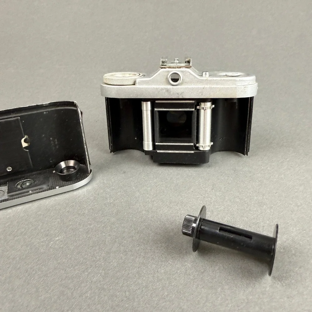 Zeiss Ikon Taxona 35mm Camera Carl Zeiss Jena 37.5mm f3.5 Silver Black Fair